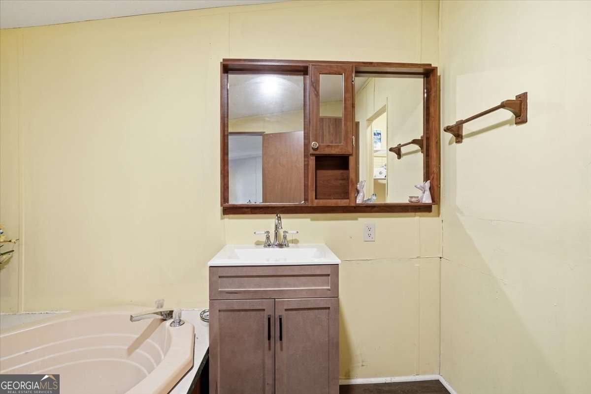 5183 Latty Road Property Photo 21