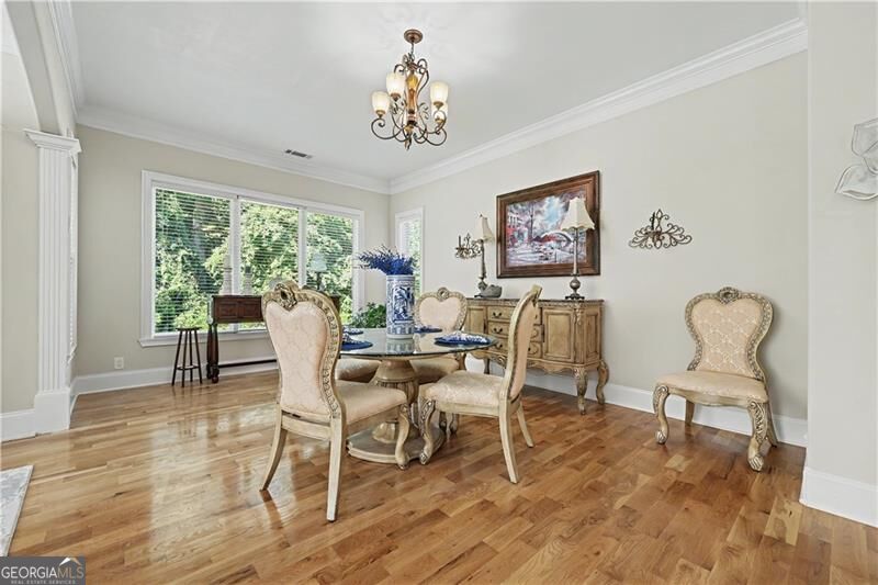 53 Saint Ives Circle Property Photo 7