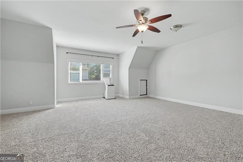 53 Saint Ives Circle Property Photo 36