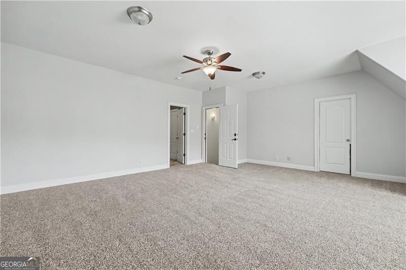 53 Saint Ives Circle Property Photo 37