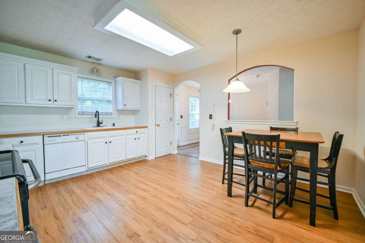 524 Greenfield Drive Property Photo 14
