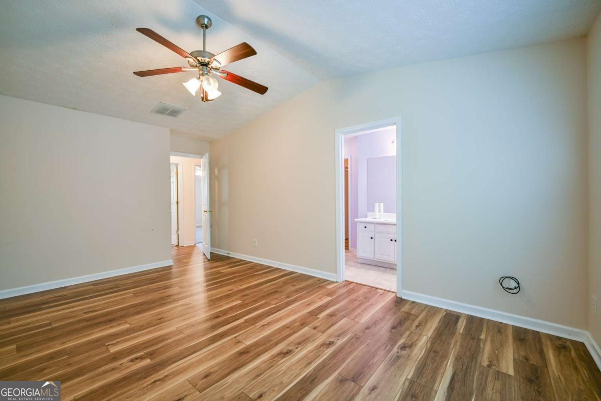 524 Greenfield Drive Property Photo 28