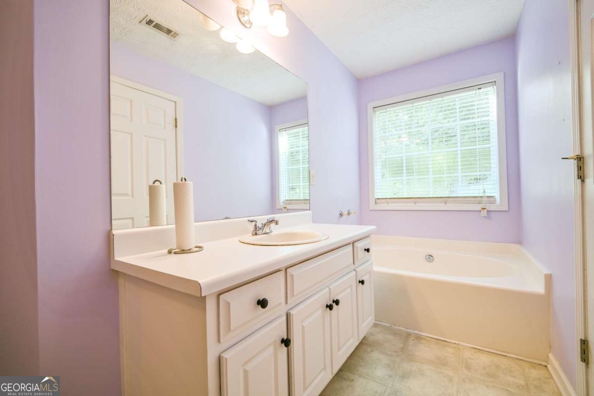 524 Greenfield Drive Property Photo 32