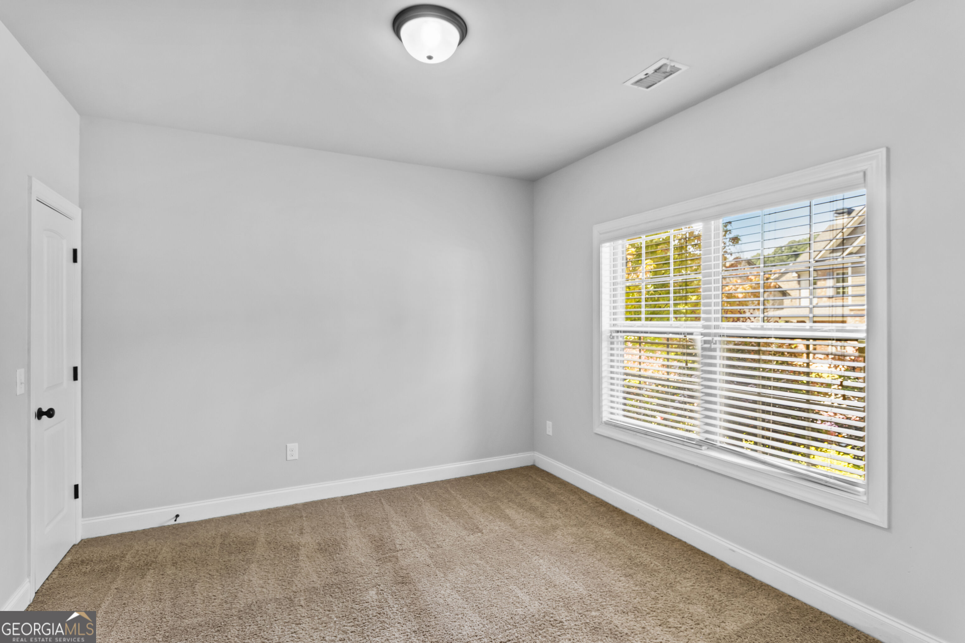 815 Ansbeth Way Property Photo 5