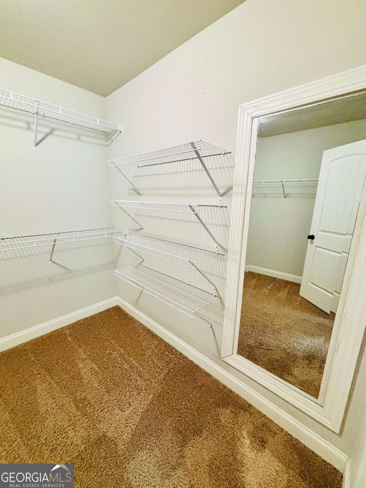 815 Ansbeth Way Property Photo 17