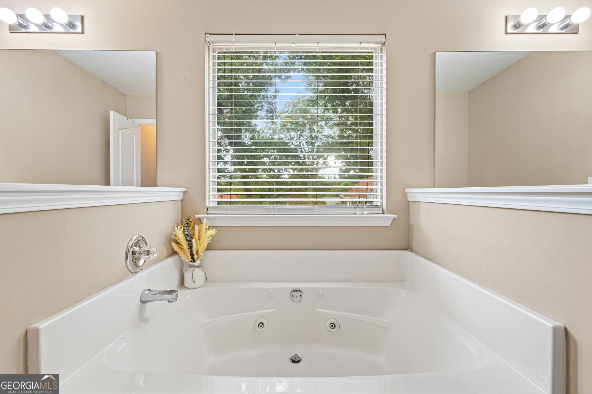 210 Haywood Drive Property Photo 30