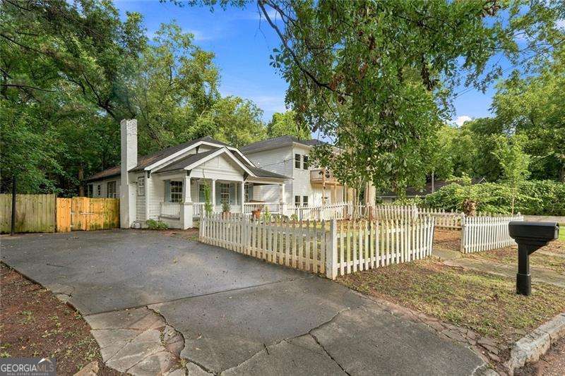 275 Haas Avenue Se Property Photo 2
