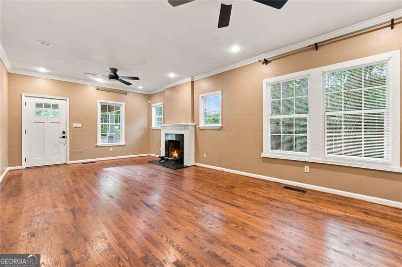 275 Haas Avenue Se Property Photo 5