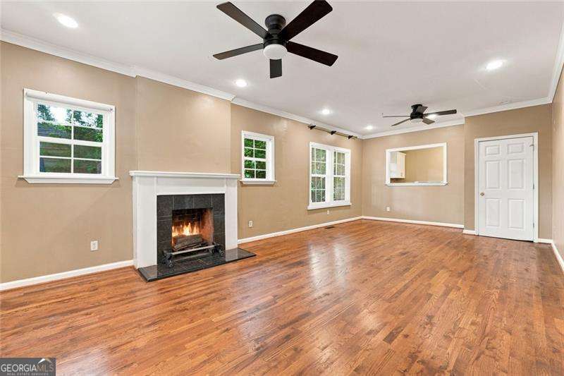 275 Haas Avenue Se Property Photo 7