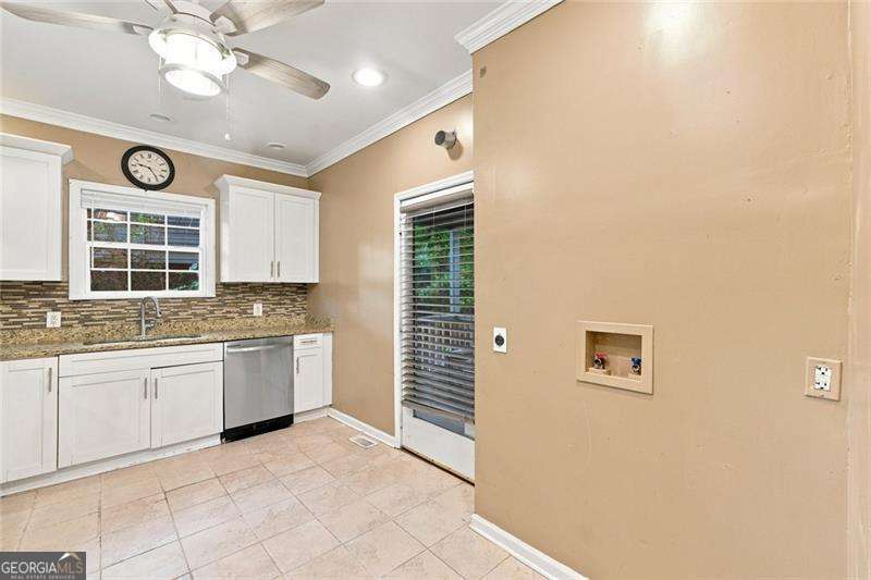 275 Haas Avenue Se Property Photo 11