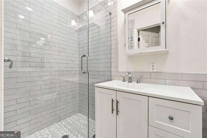 275 Haas Avenue Se Property Photo 18