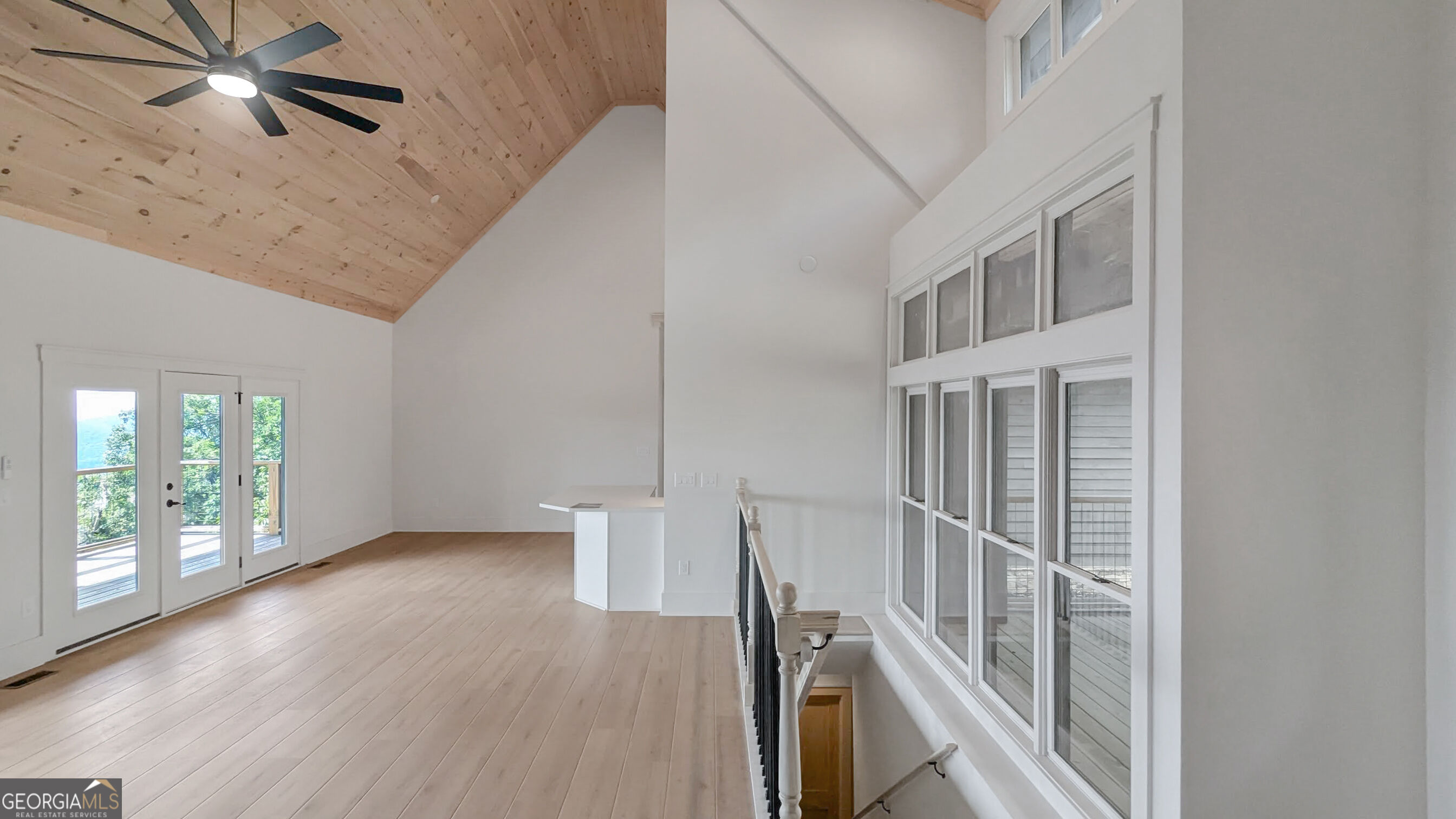 5388 Monument Road Property Photo 4