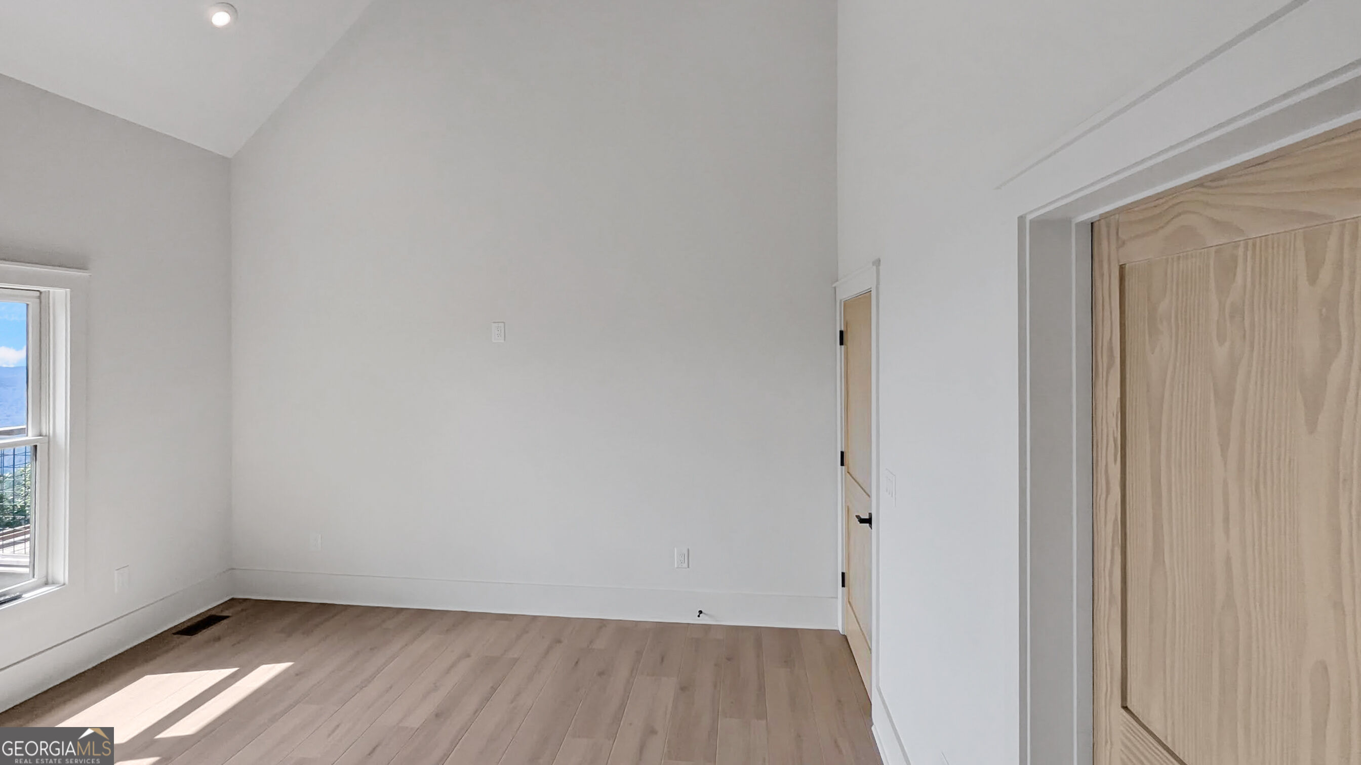 5388 Monument Road Property Photo 12