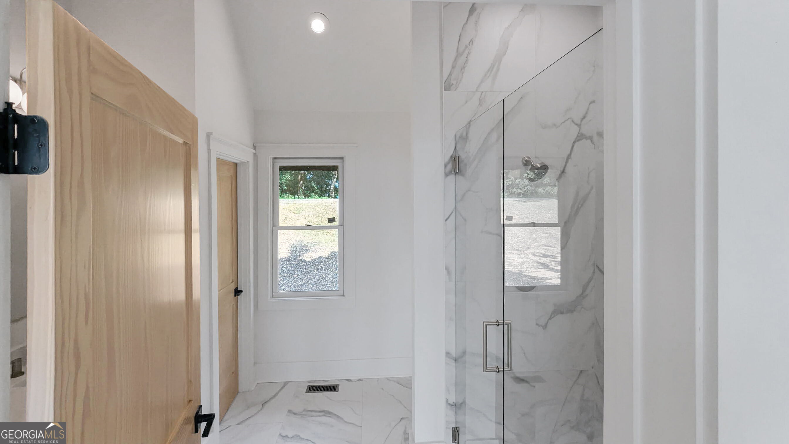5388 Monument Road Property Photo 13