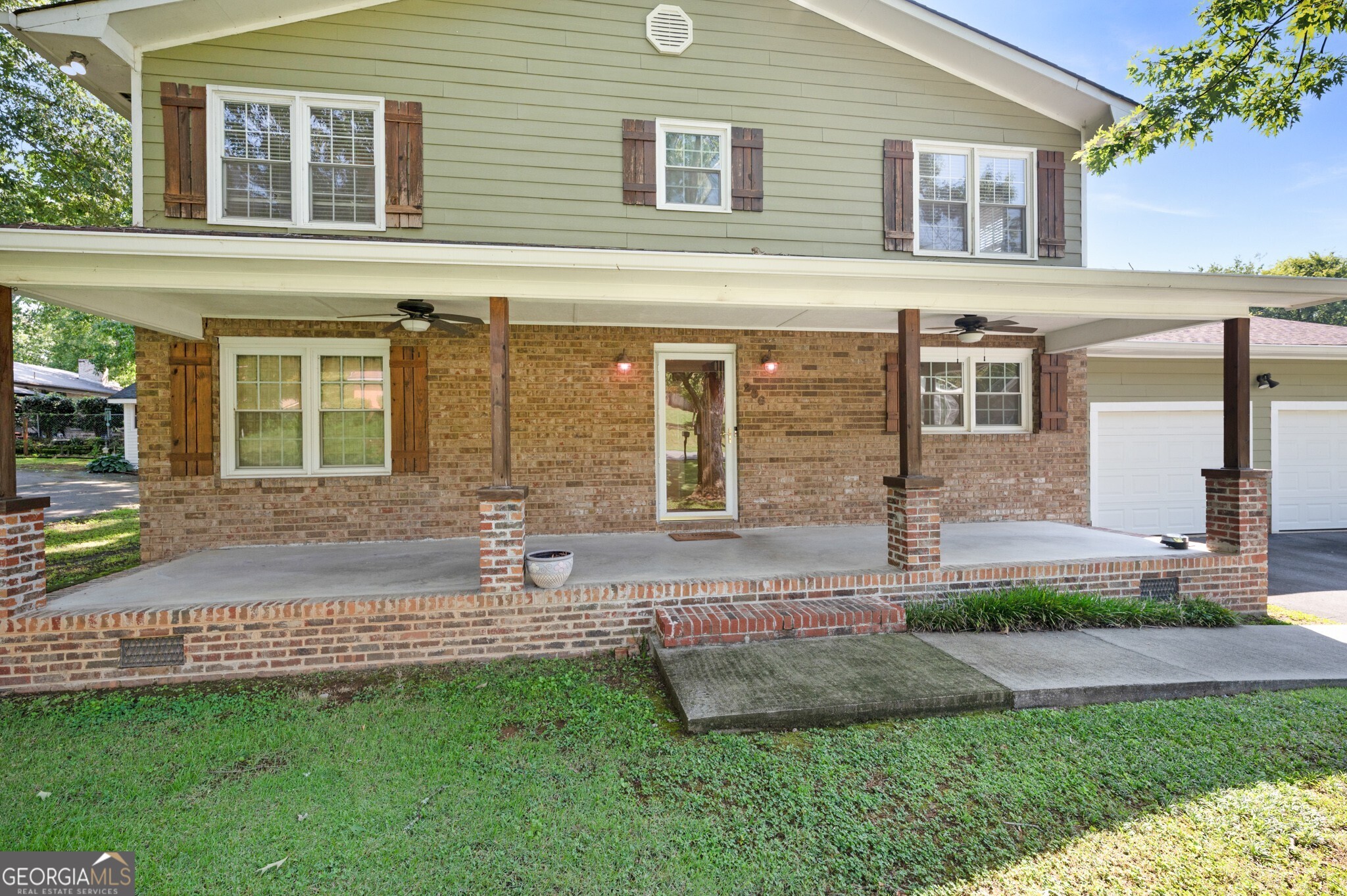 206 Cherry Hill Drive Property Photo 5