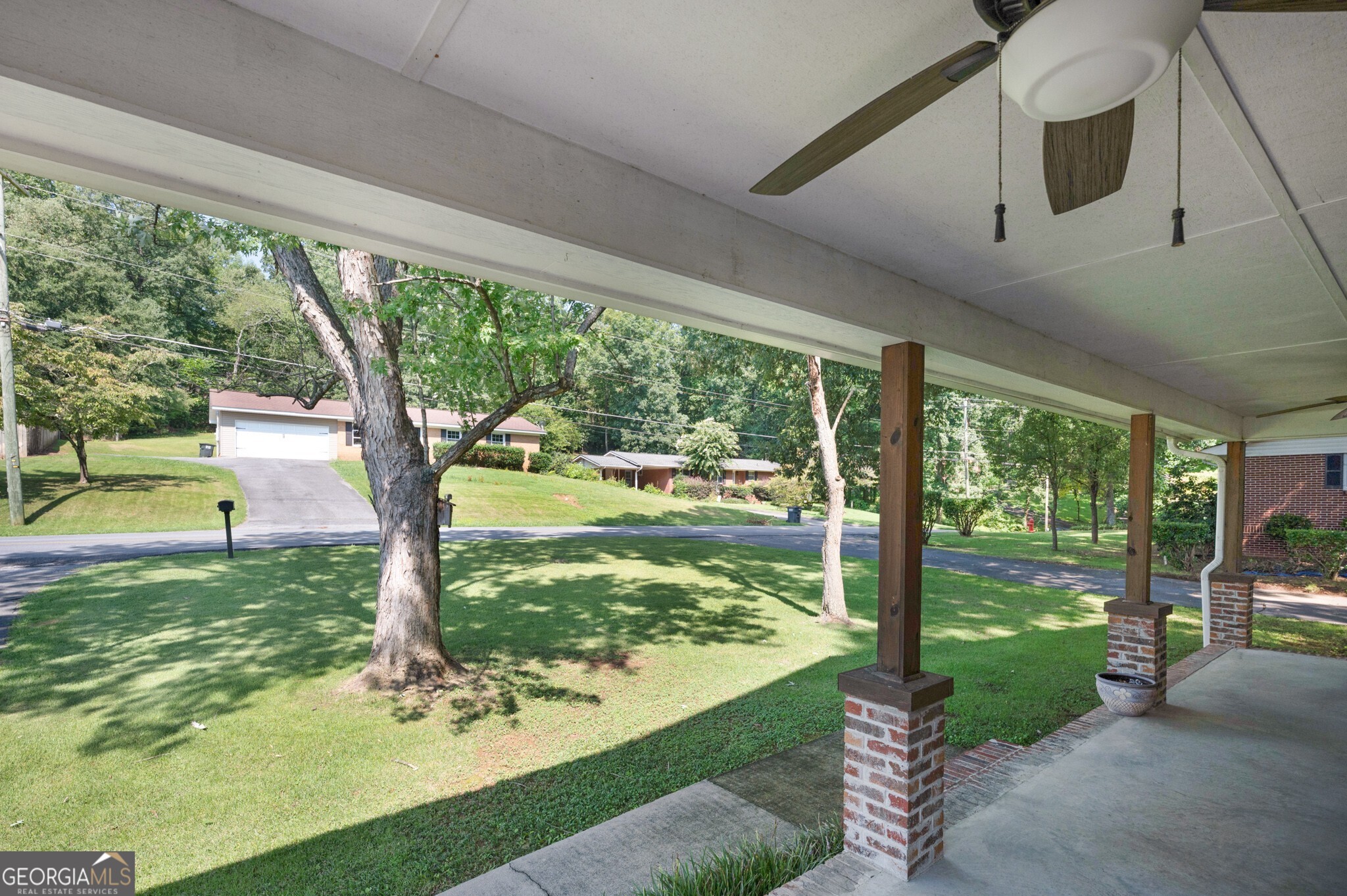 206 Cherry Hill Drive Property Photo 6
