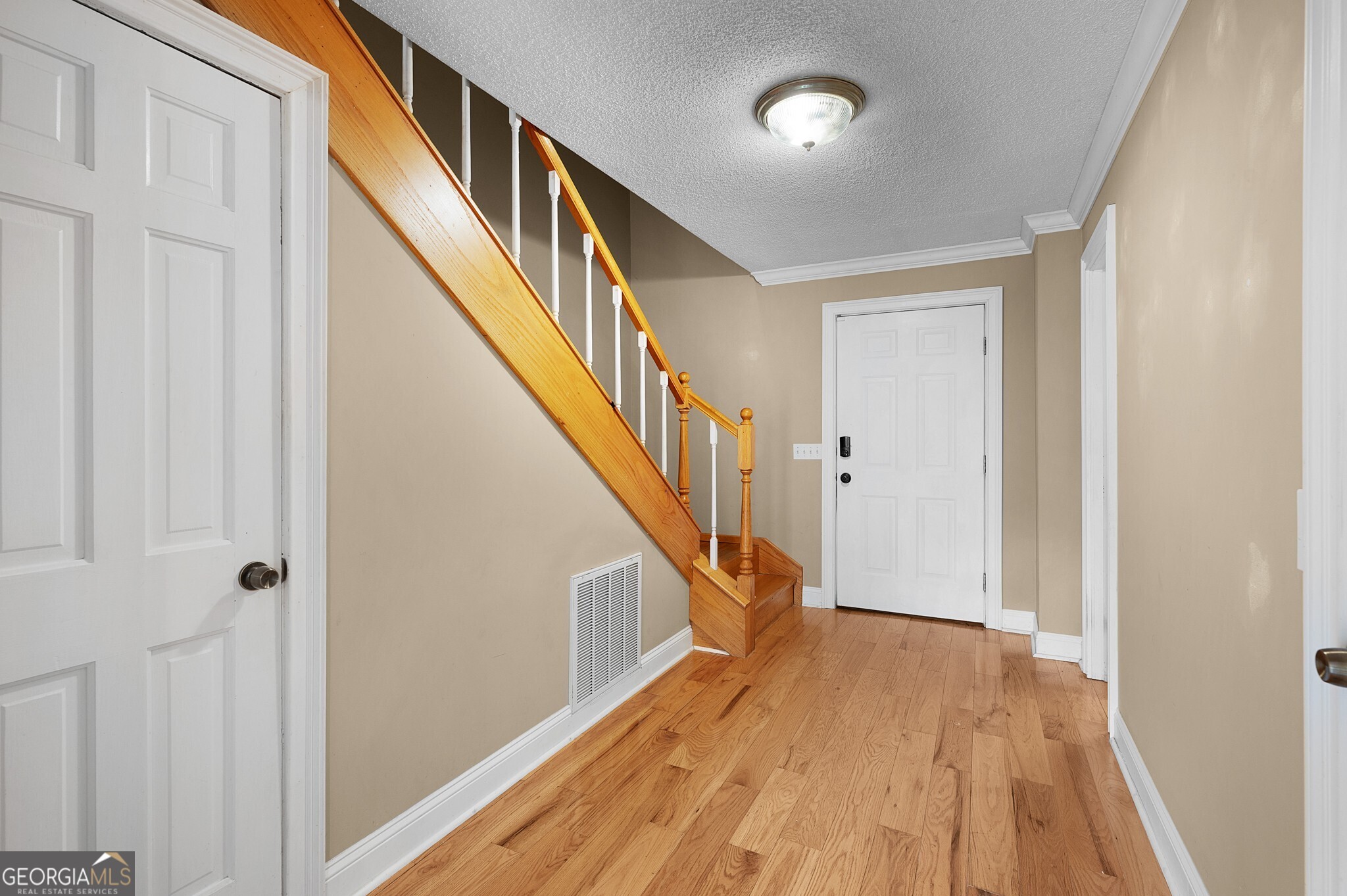 206 Cherry Hill Drive Property Photo 7