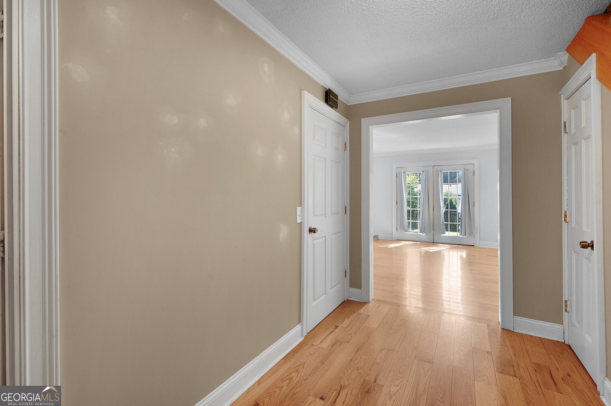 206 Cherry Hill Drive Property Photo 8