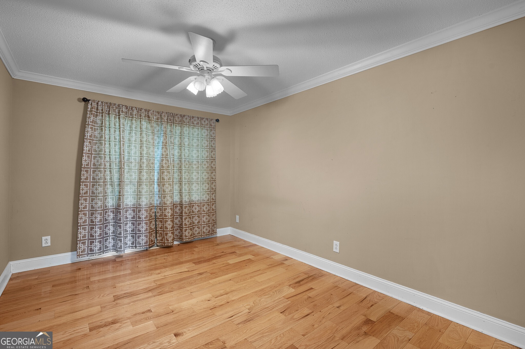 206 Cherry Hill Drive Property Photo 9