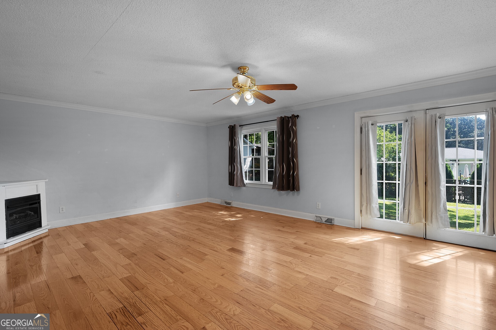 206 Cherry Hill Drive Property Photo 11
