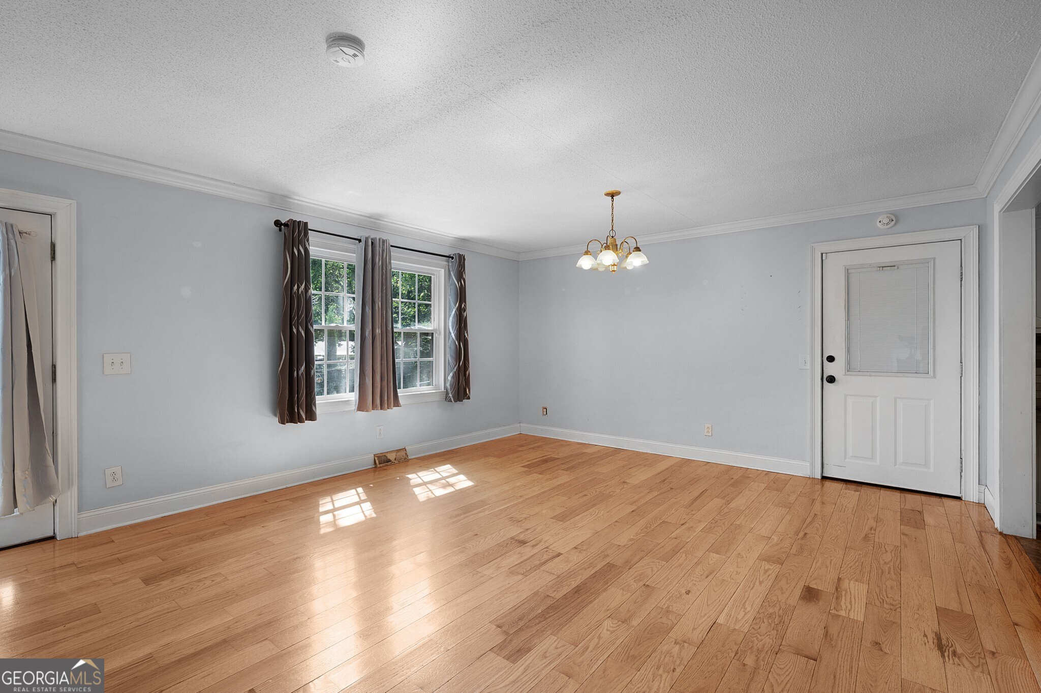206 Cherry Hill Drive Property Photo 13