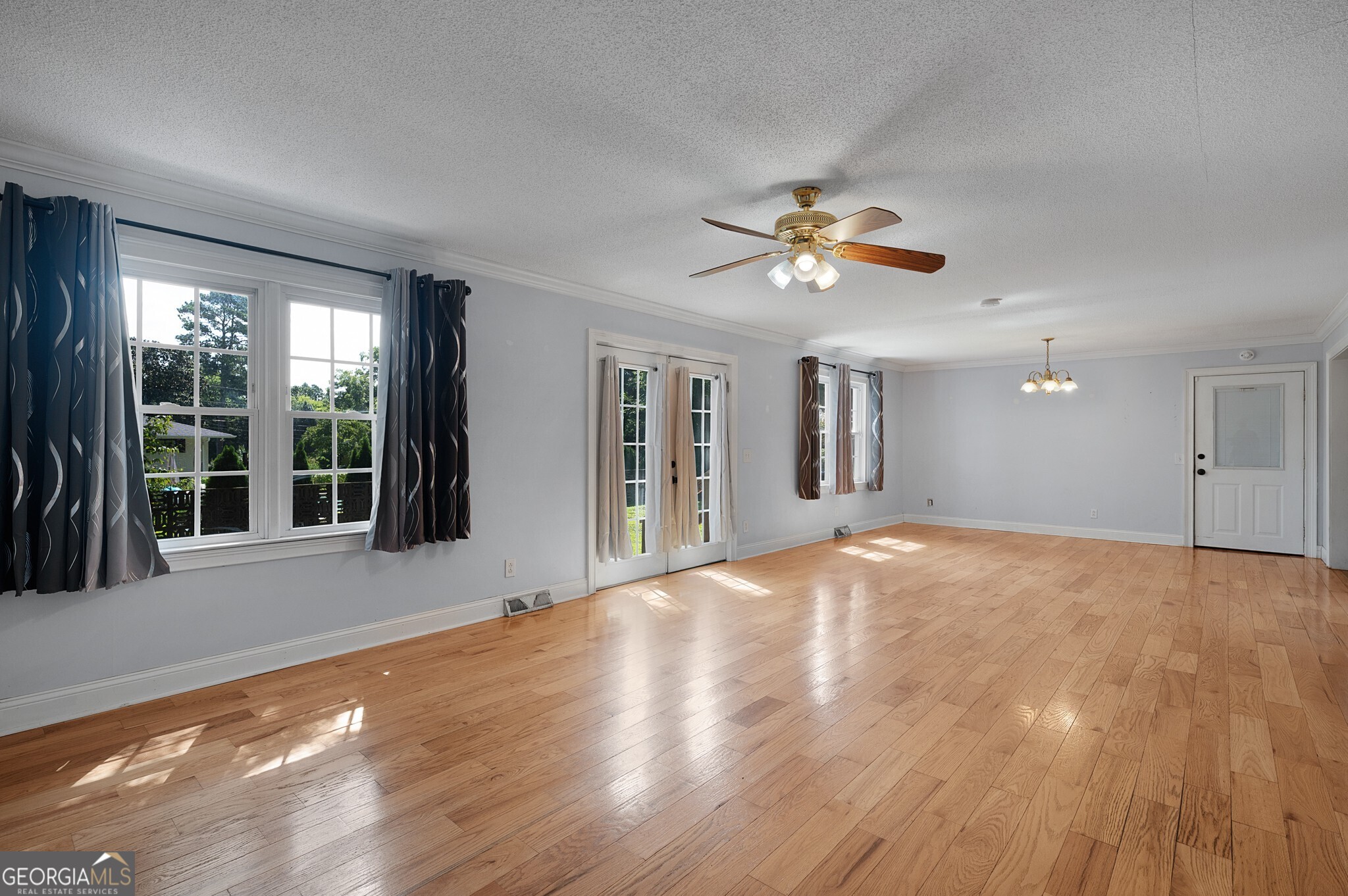 206 Cherry Hill Drive Property Photo 18