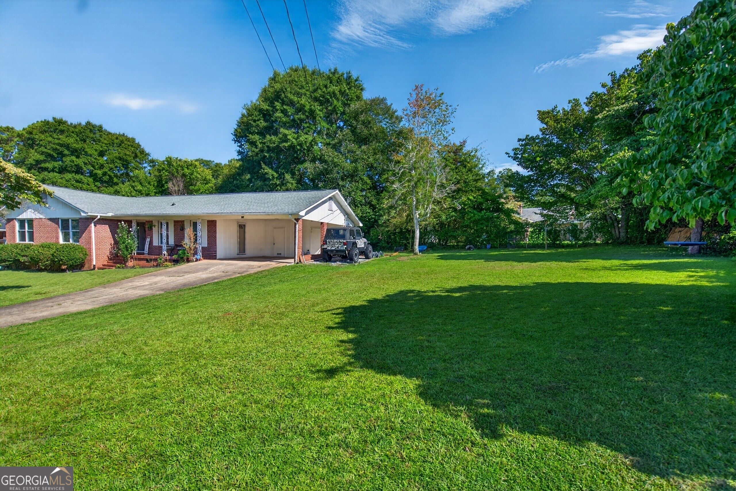 928 Norwood Drive Property Photo 4