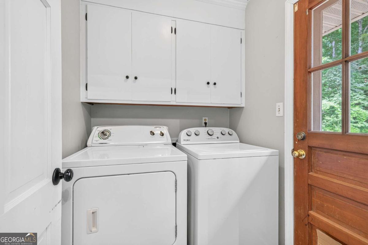 106 St James Court Property Photo 13