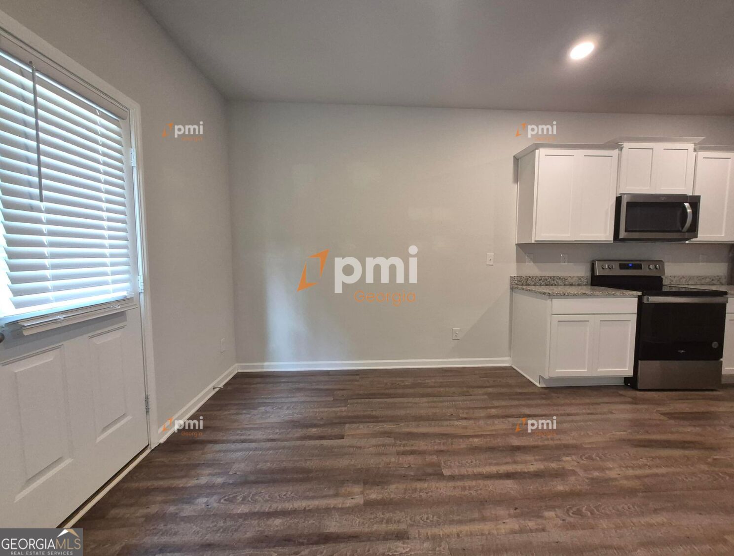 3338 Bridgewood Drive Property Photo 5