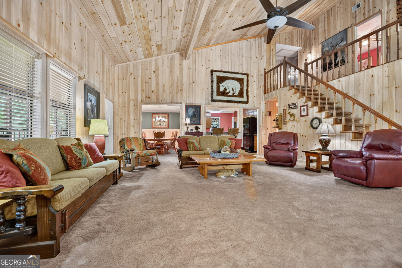 400 Matrix Circle Property Photo 8