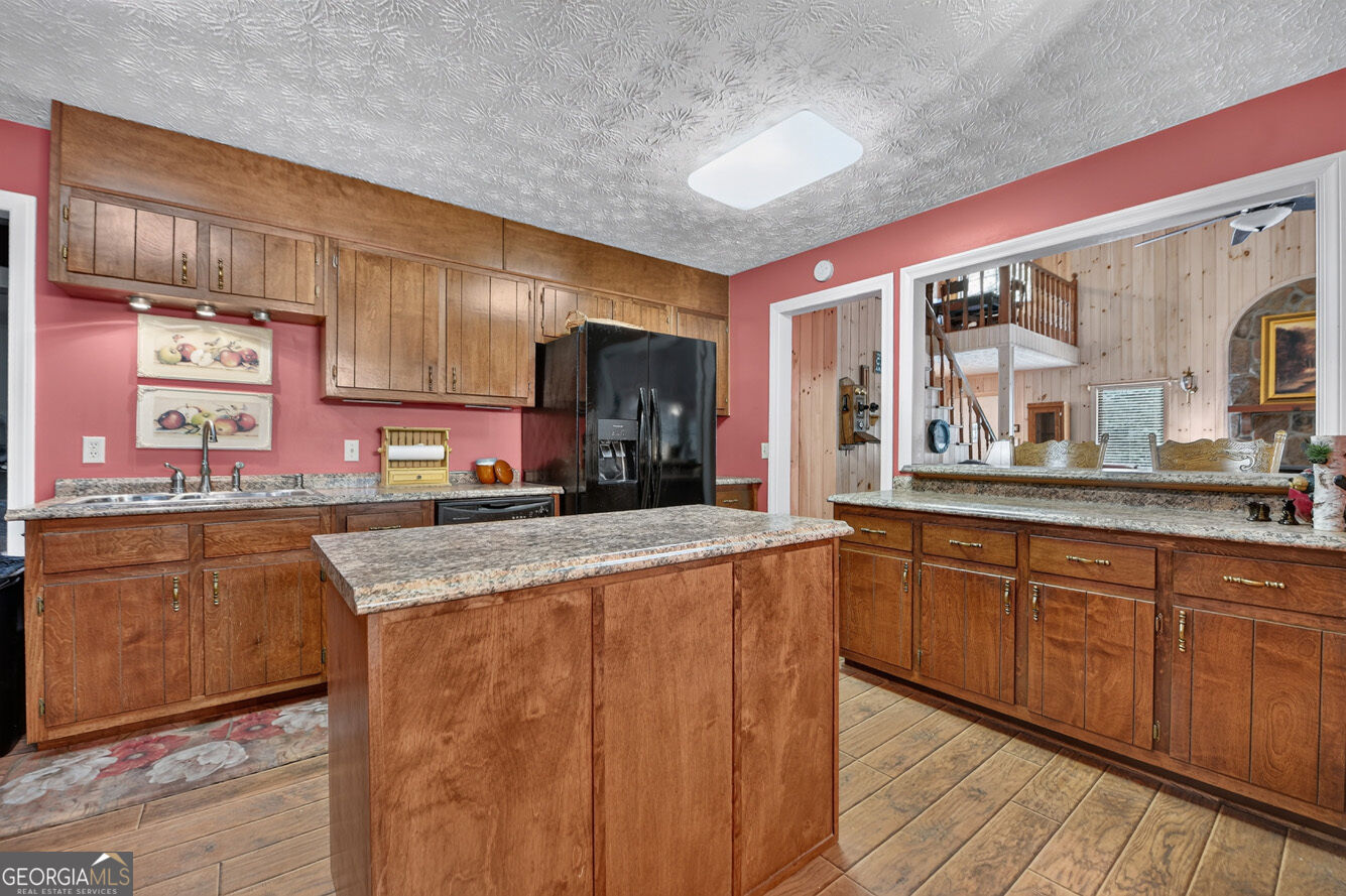 400 Matrix Circle Property Photo 12