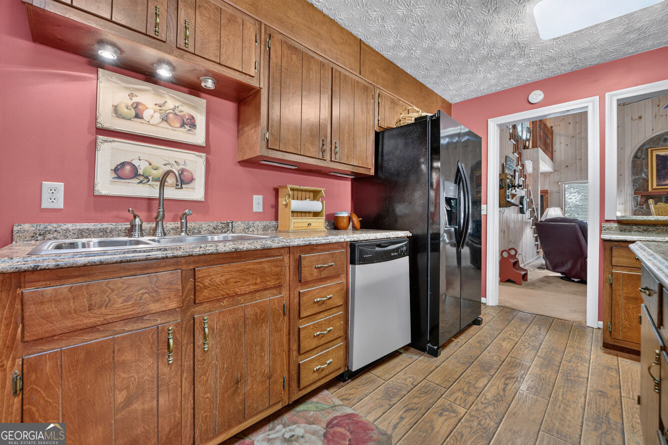 400 Matrix Circle Property Photo 13
