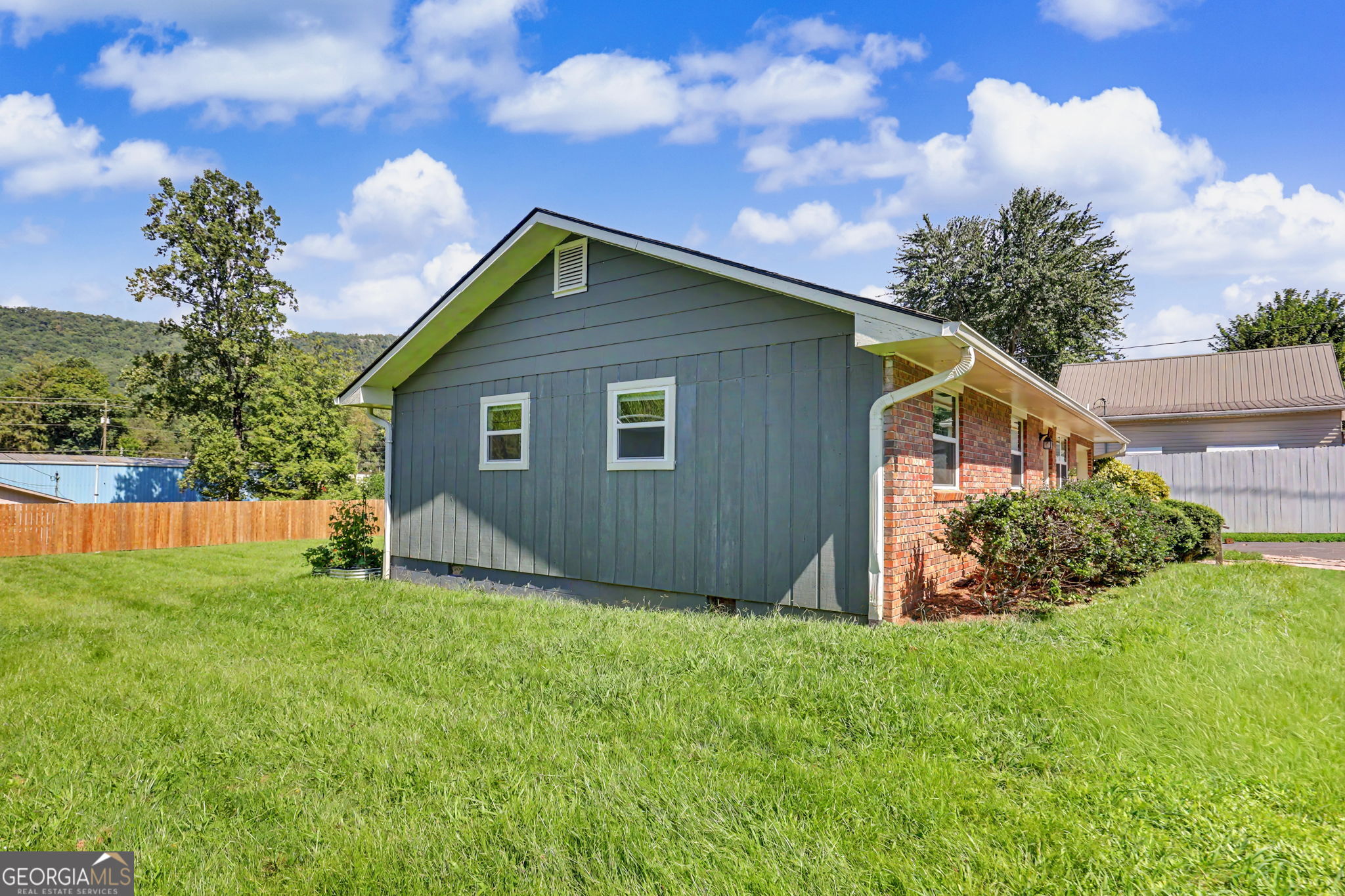 29 Fisher Avenue Property Photo 32