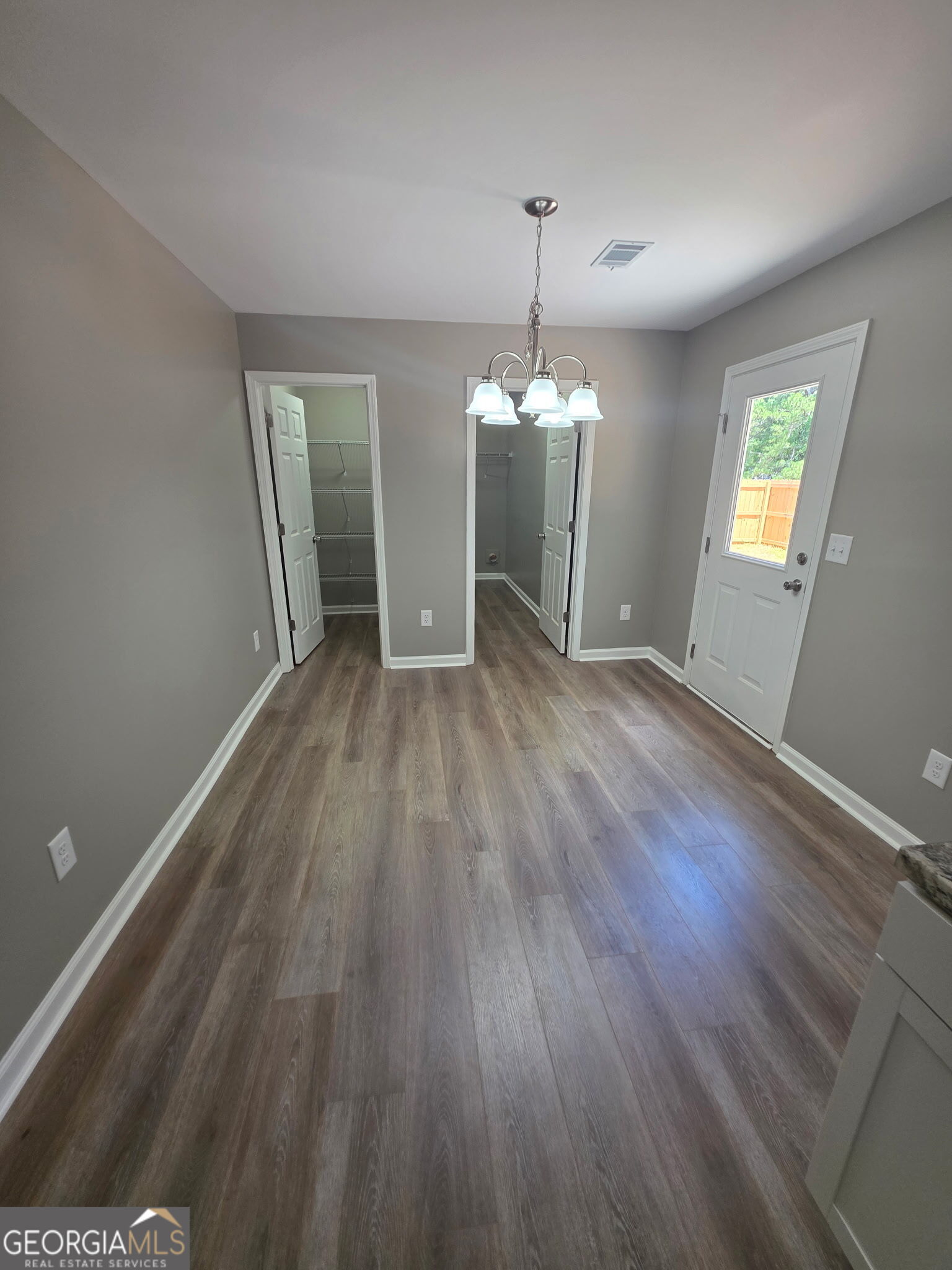 5133 C M Copelan Road Property Photo 5
