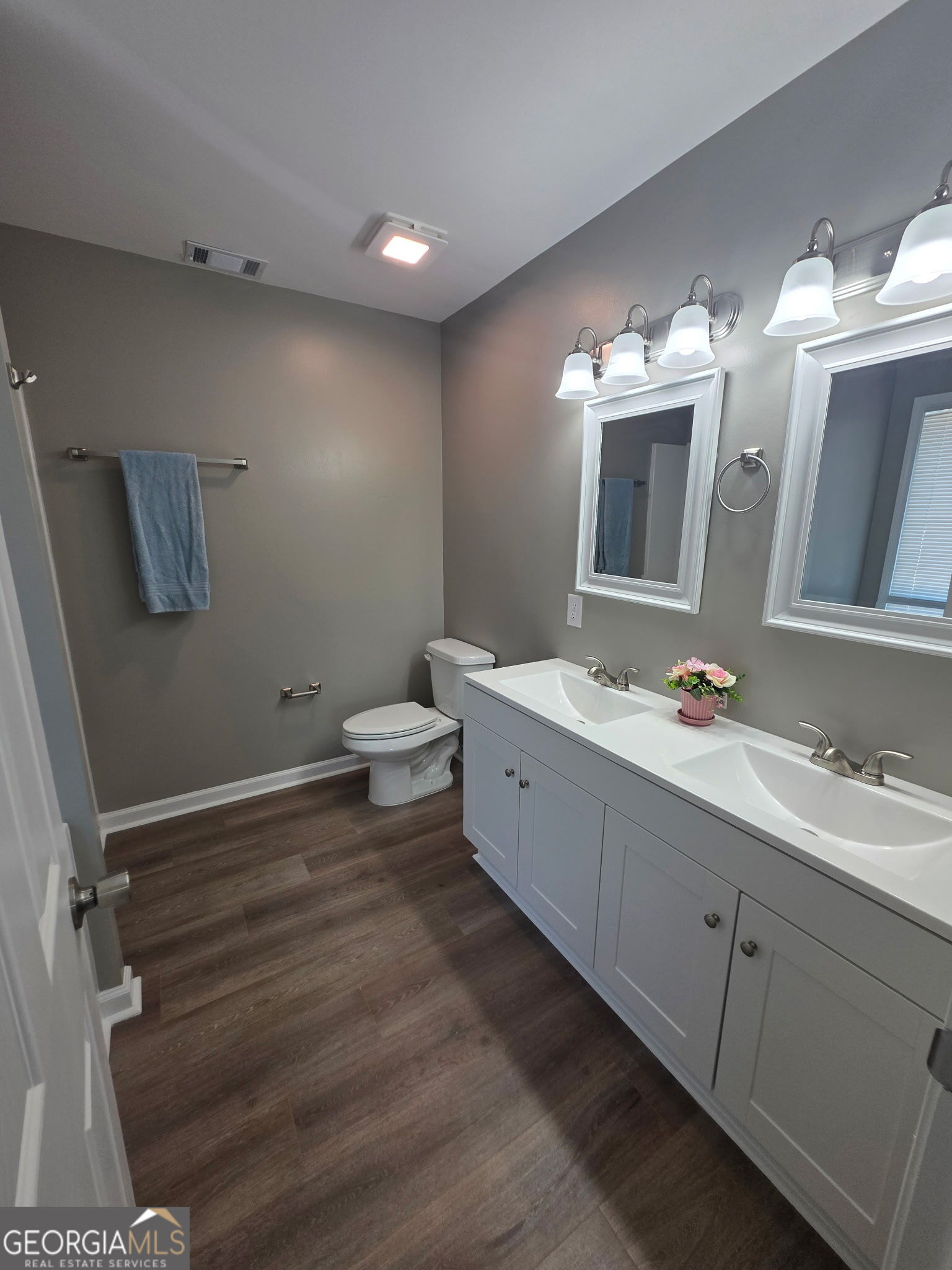 5133 C M Copelan Road Property Photo 7