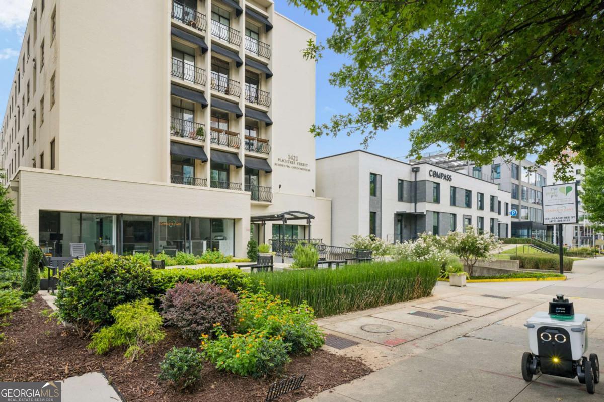 1421 Peachtree Street NE # 212 Property Photo 1