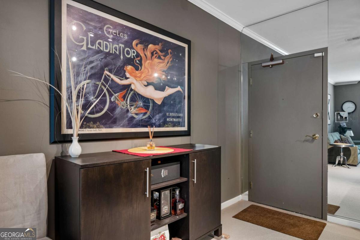1421 Peachtree Street Ne # 212 Property Photo 2