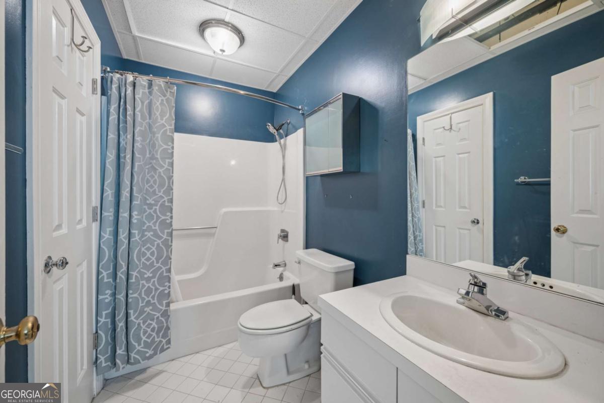 1421 Peachtree Street Ne # 212 Property Photo 10