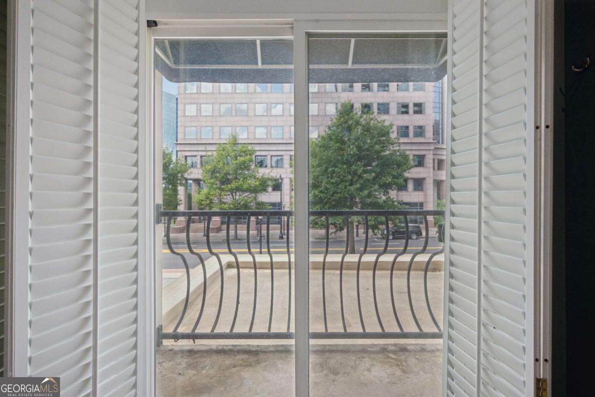 1421 Peachtree Street Ne # 212 Property Photo 14