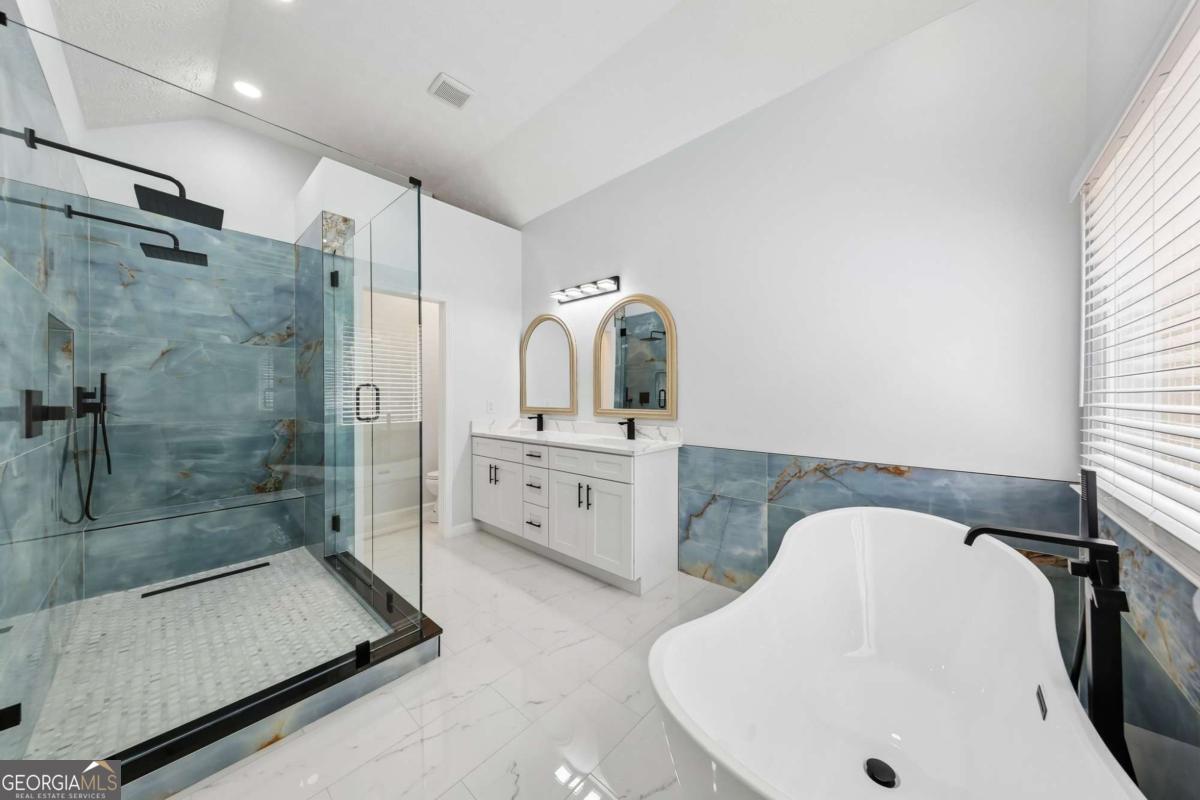 172 Wexford Court Property Photo 49