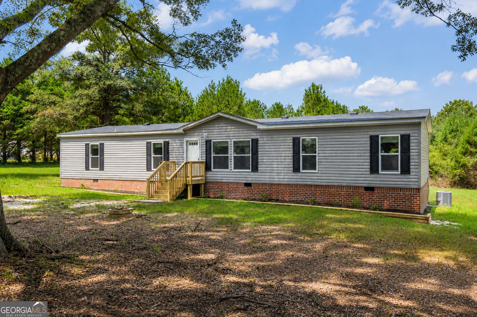 1625 Elberton Road Property Photo 1