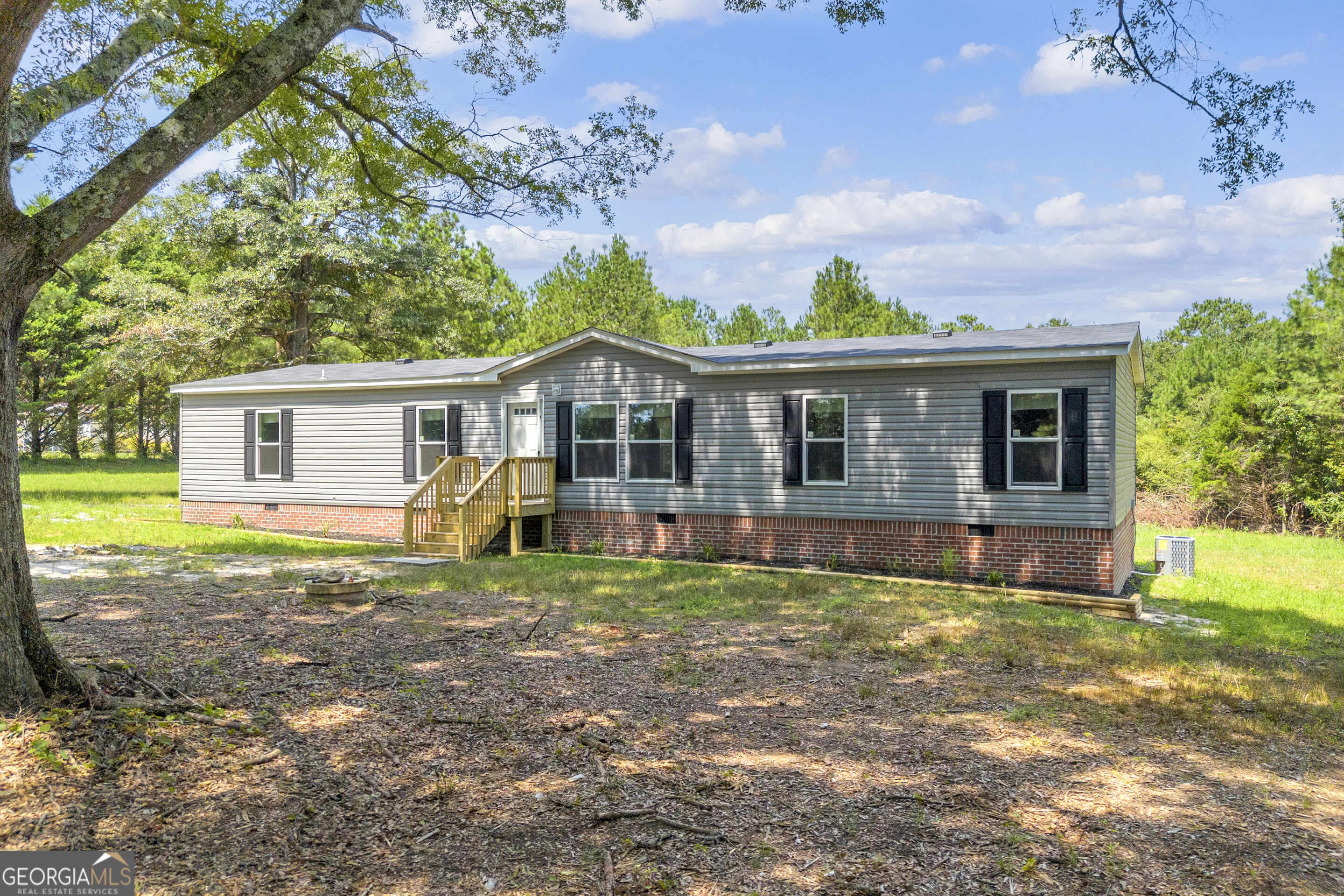 1625 Elberton Road Property Photo 2