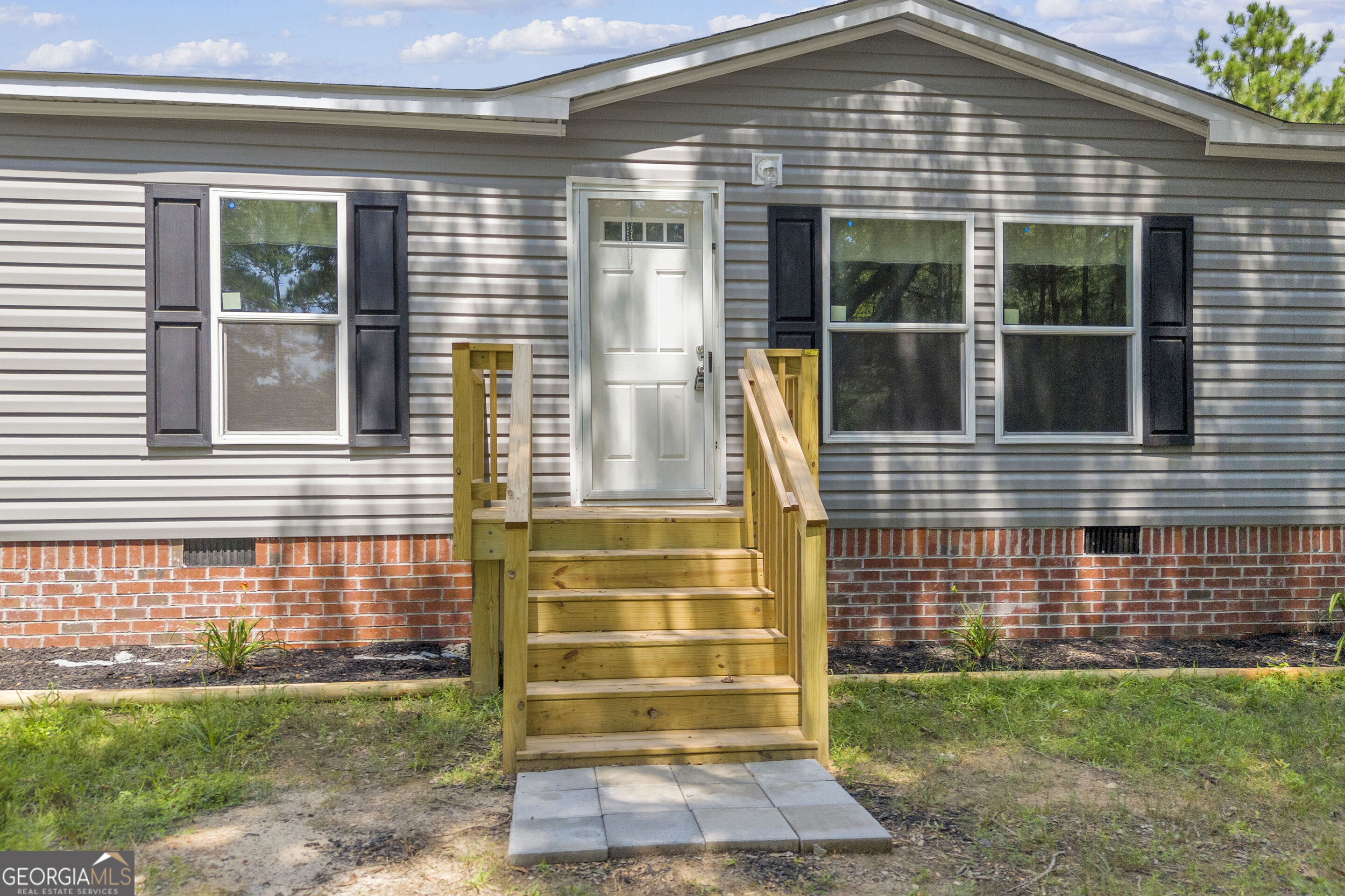 1625 Elberton Road Property Photo 3