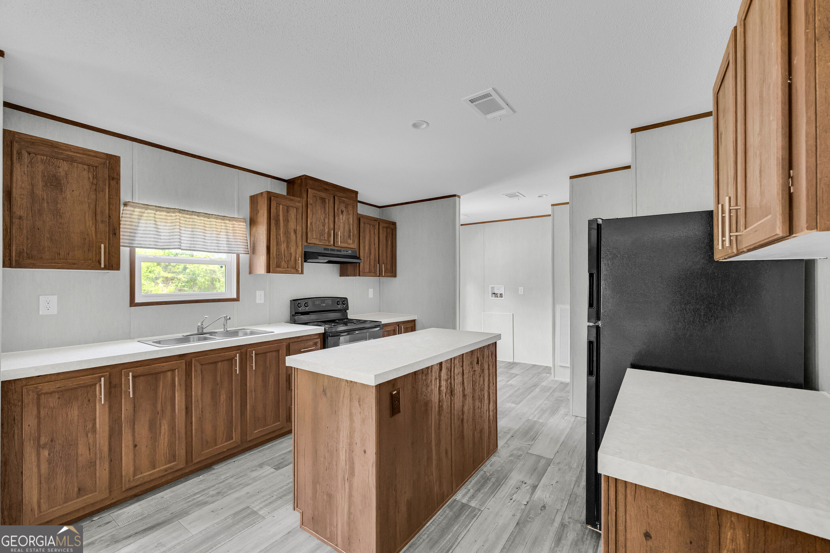 1625 Elberton Road Property Photo 15