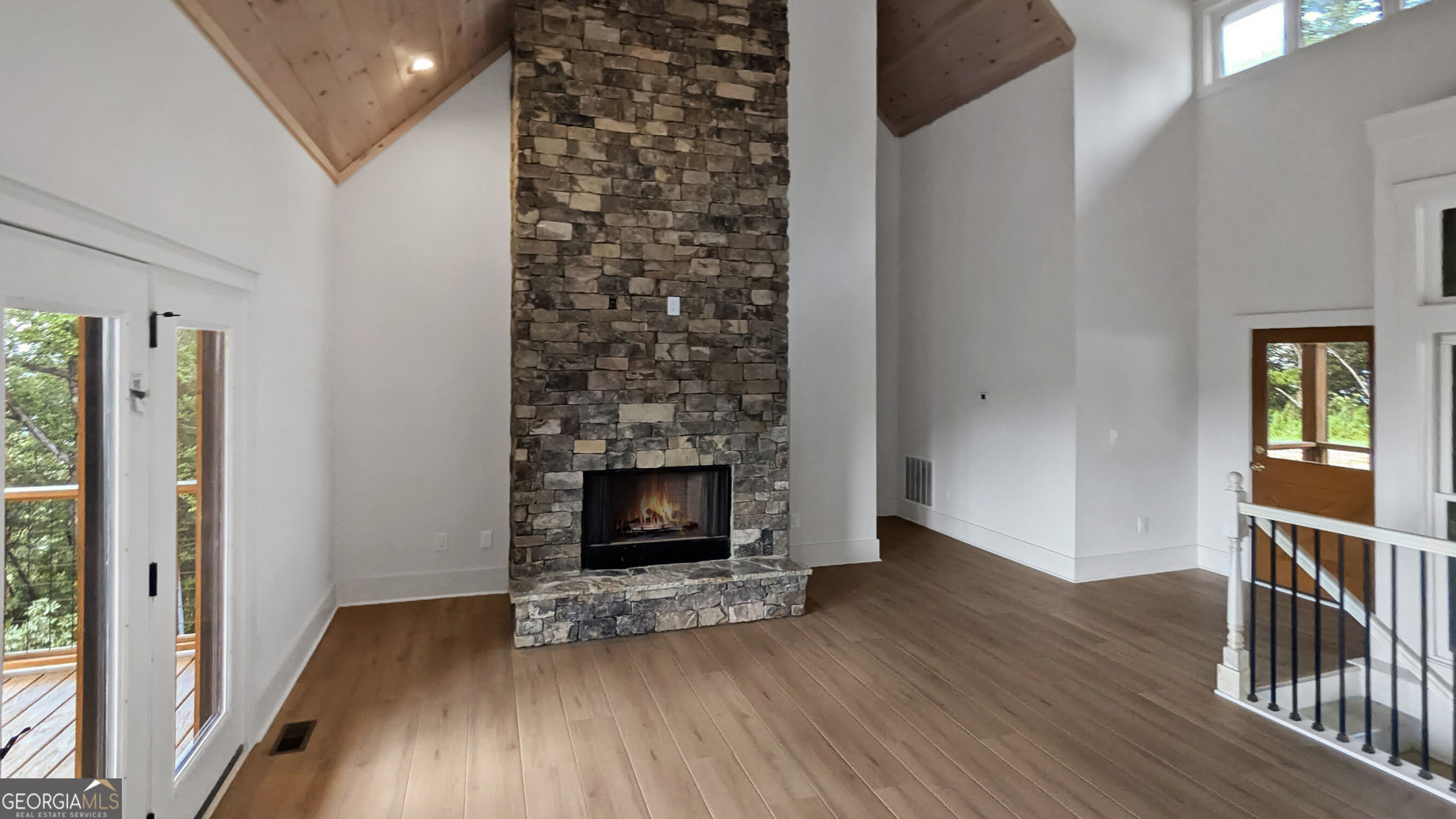 5510 Monument Road Property Photo 4