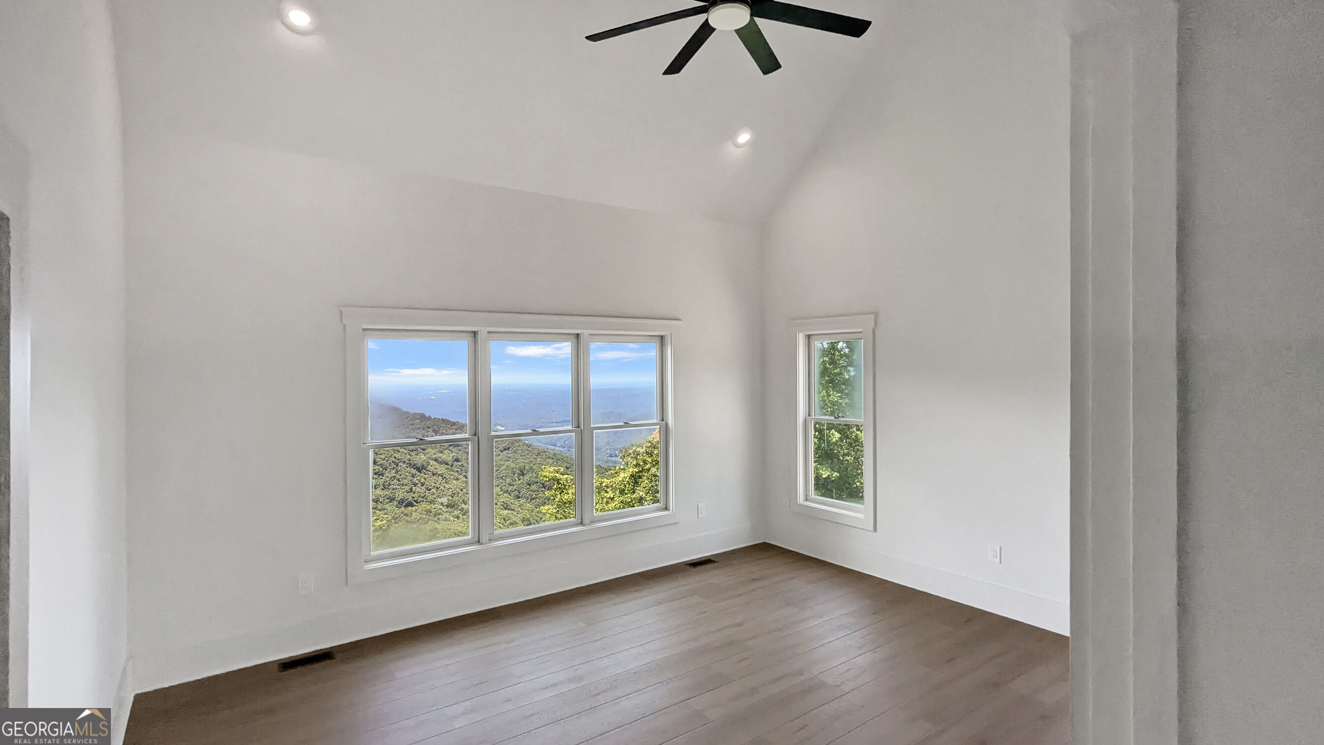 5510 Monument Road Property Photo 10