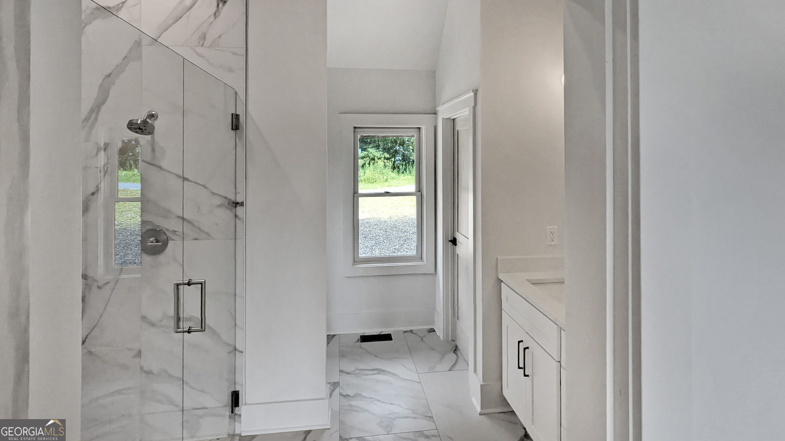 5510 Monument Road Property Photo 12
