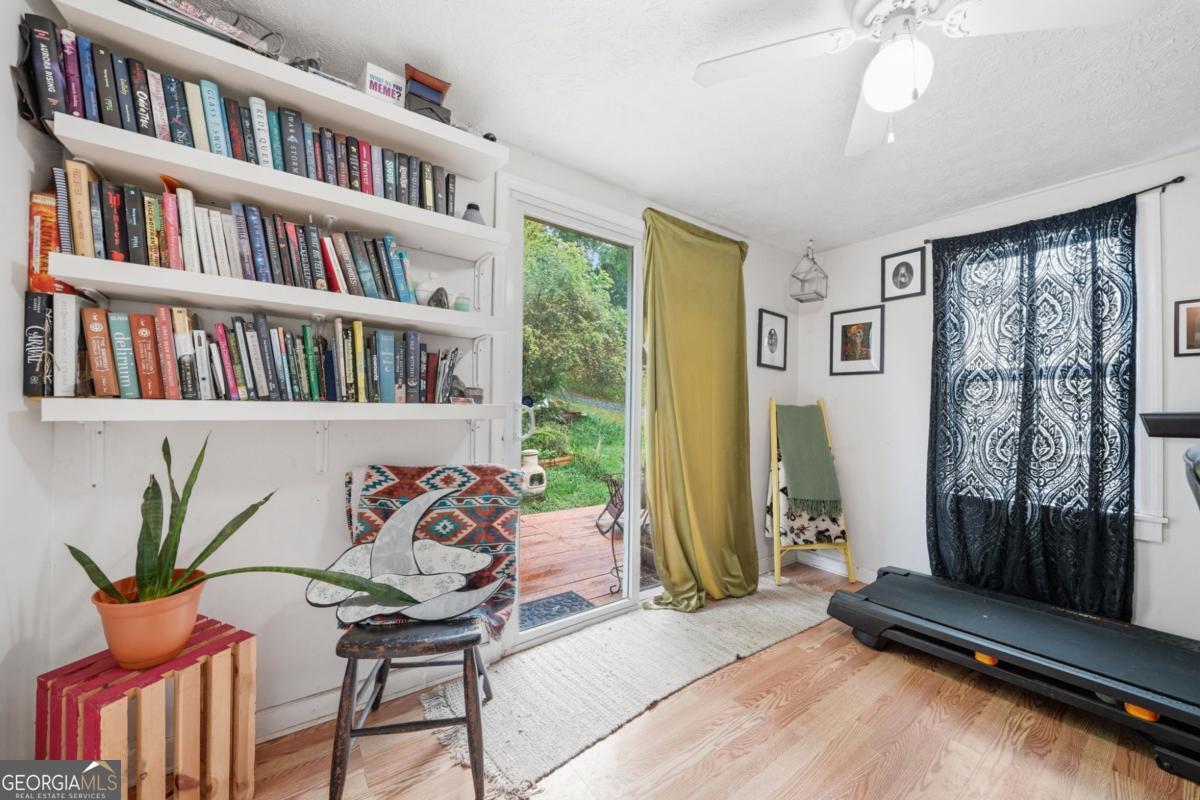 231 Ada Street Property Photo 18