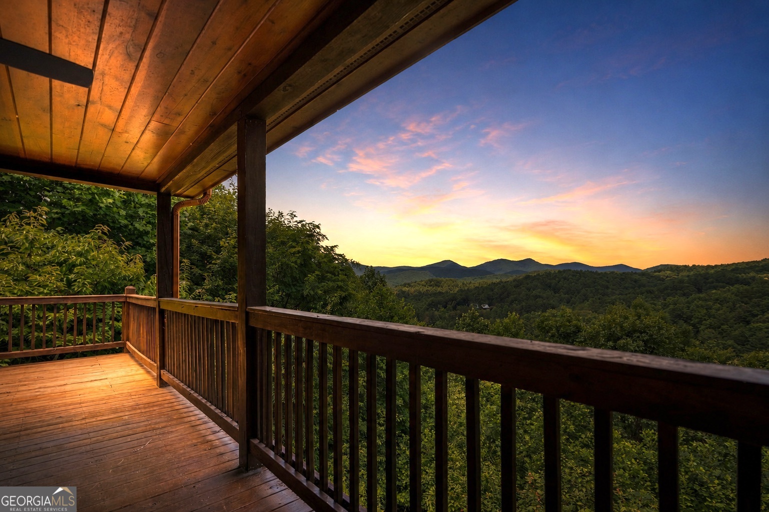 469 Mountain High Drive Property Photo 3