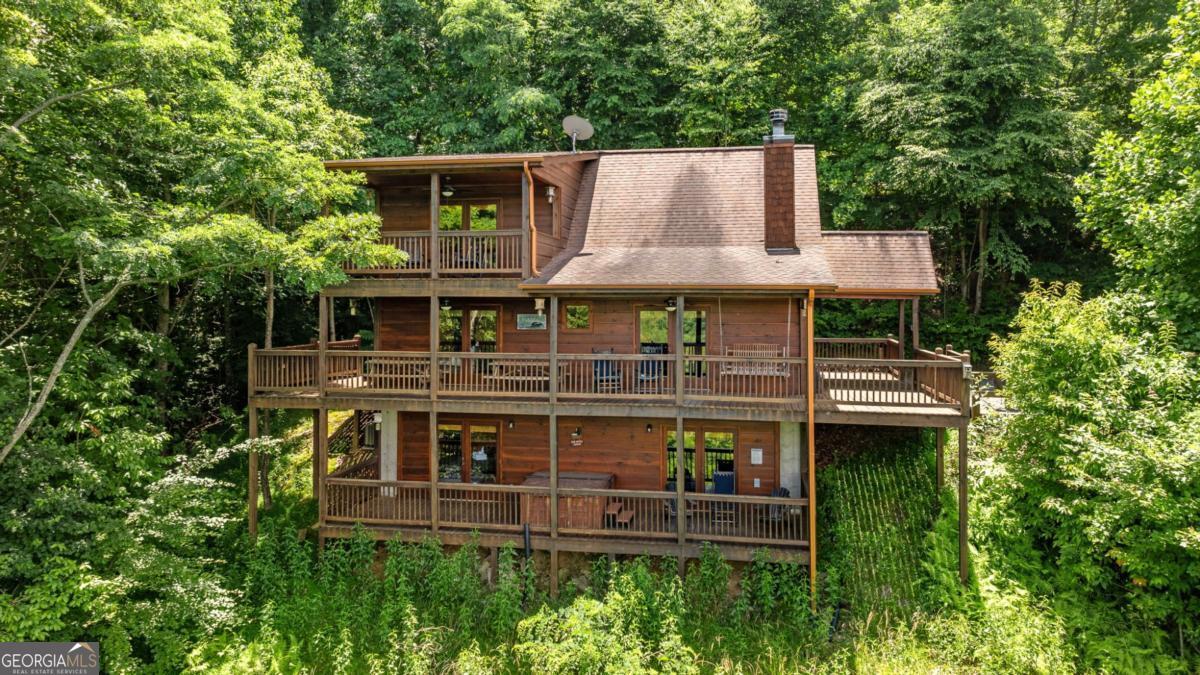 469 Mountain High Drive Property Photo 4
